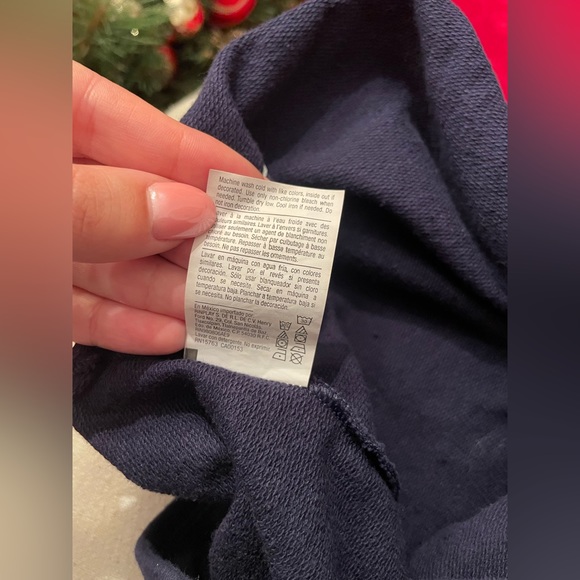 Hanes Women’s Capri Sweatpants - Picture 4 of 7